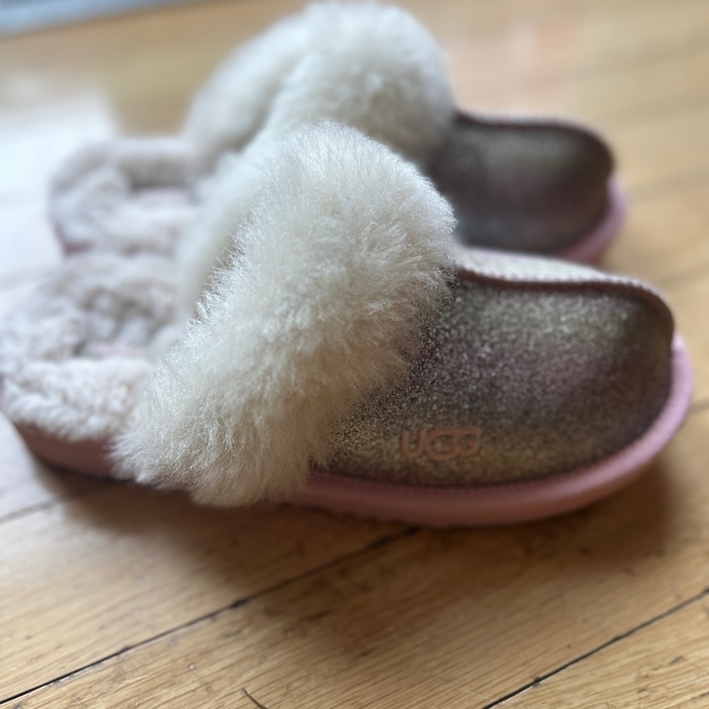 K Cosy II Glitter Uggs Brand New
